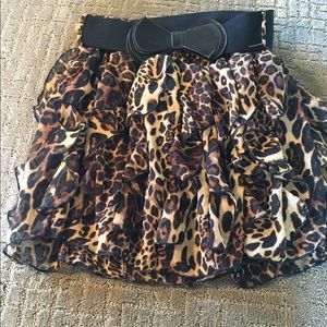 Super cute Rue21 skirt!
